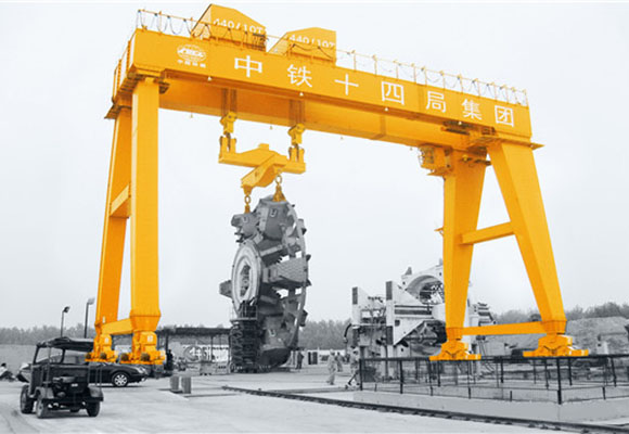 Double Girder Gantry Crane með skjöld