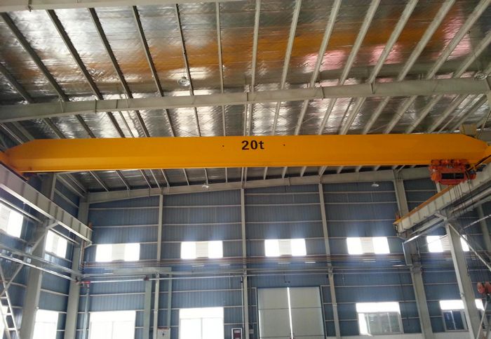 Nýtt þráðlaus fjarstýring Single Girder Yfirhafnartæki Crane 3 T Verð